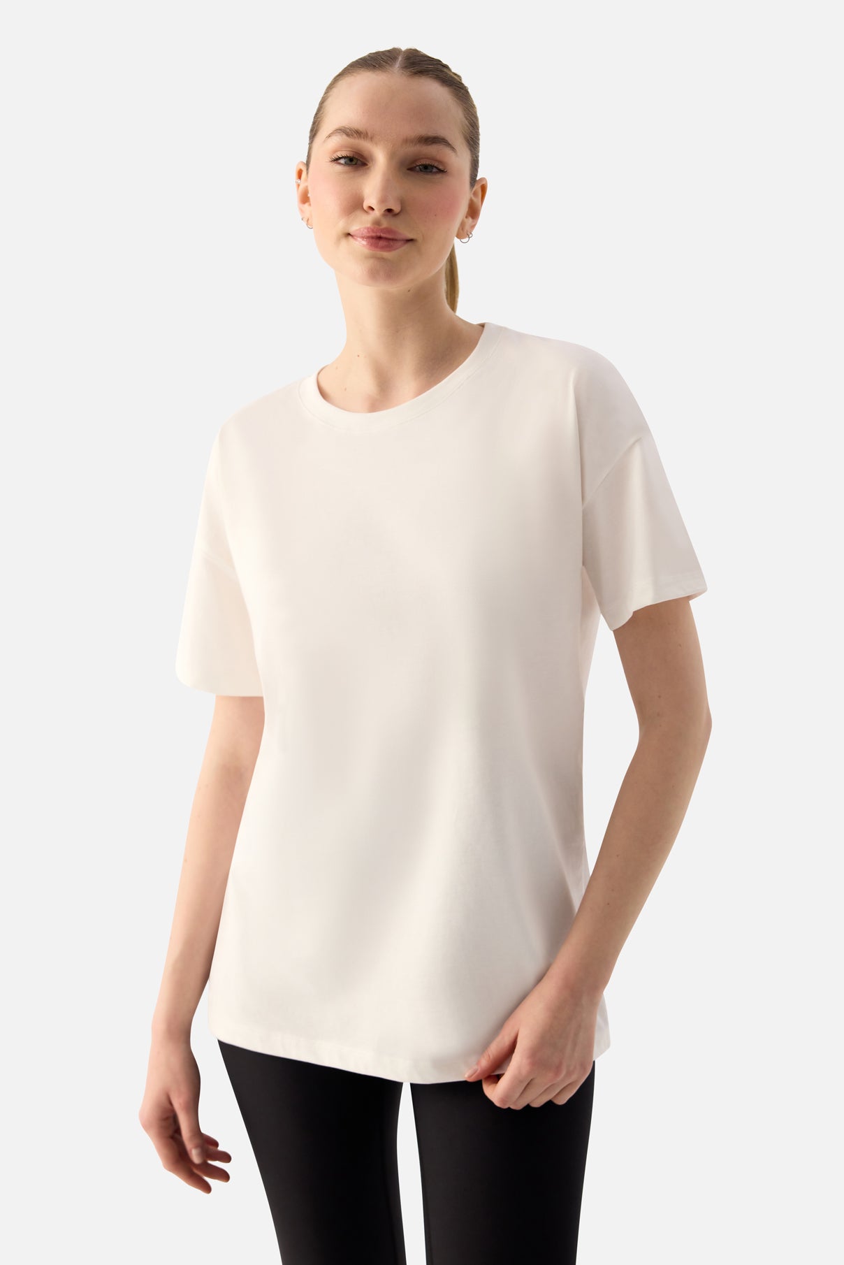 Elora Rahat Kalıp Oversize Krem Tişört