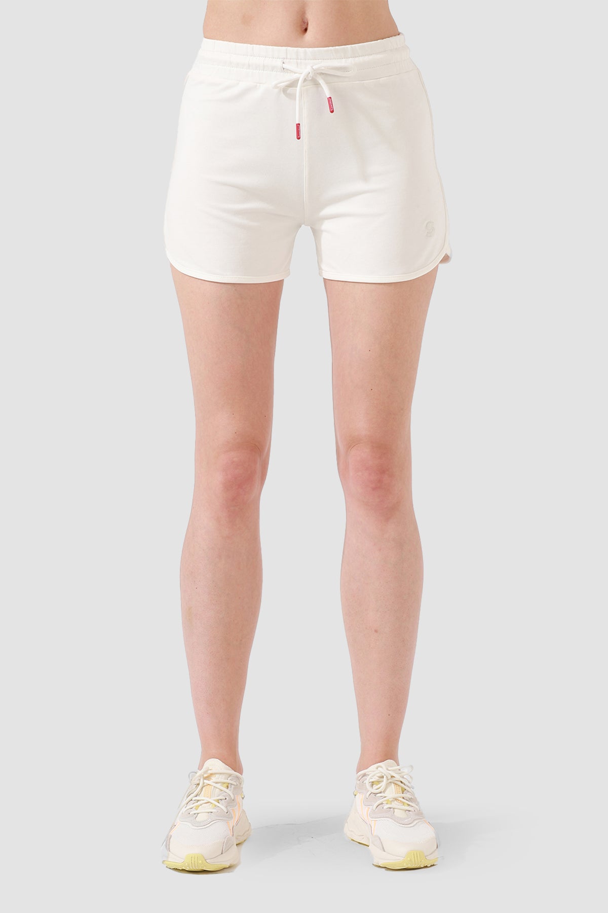 June Krem Spor Şort