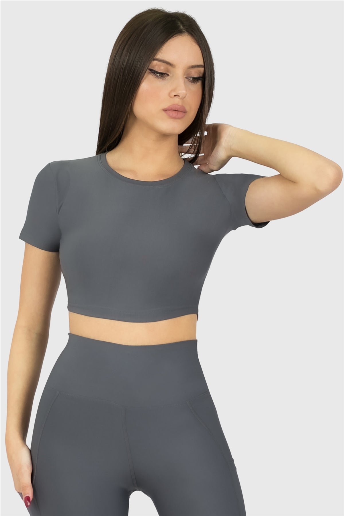 Kısa Kol Spor Füme Crop Top