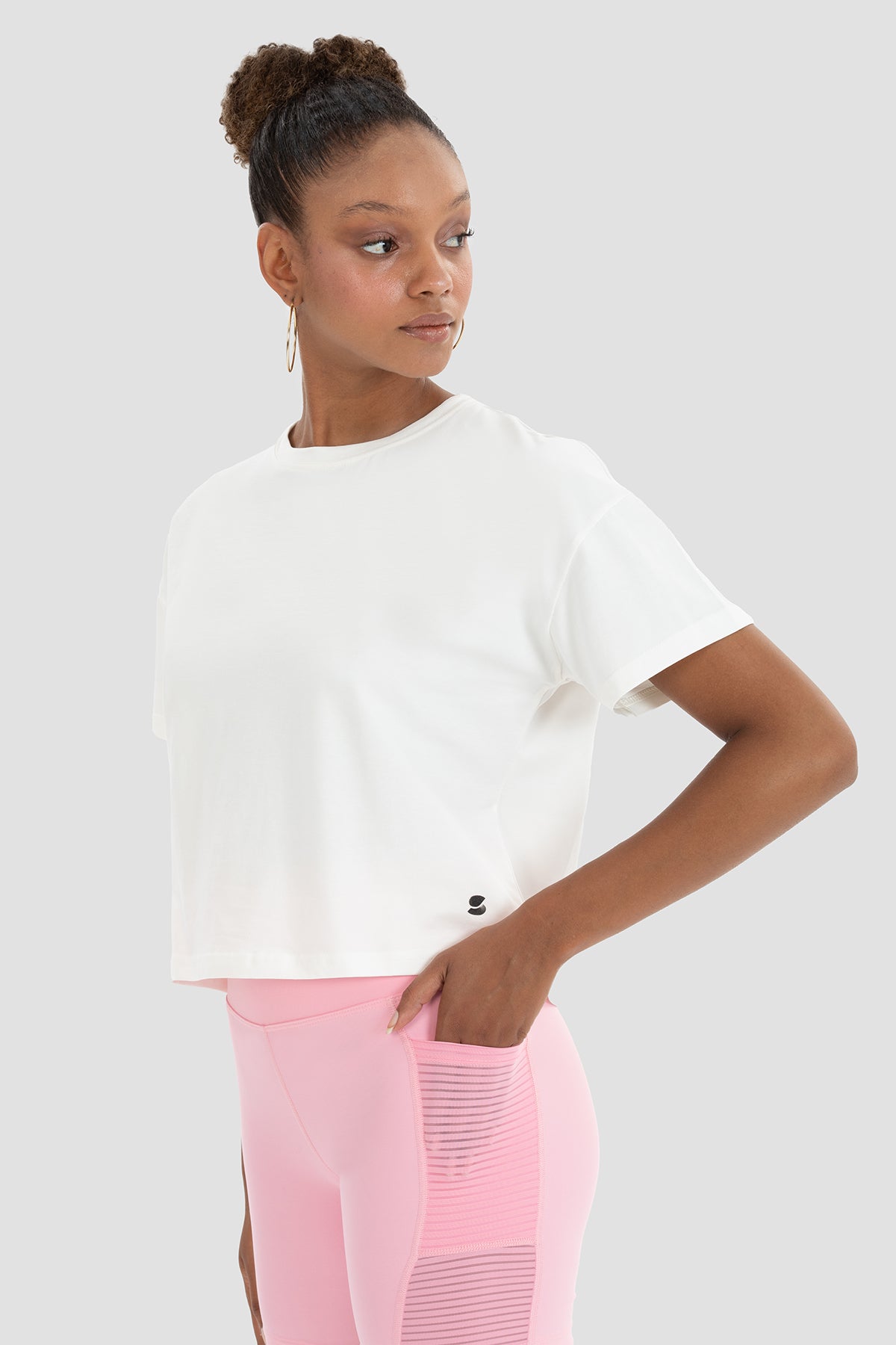 Lily Oversize Krem Crop Tişört