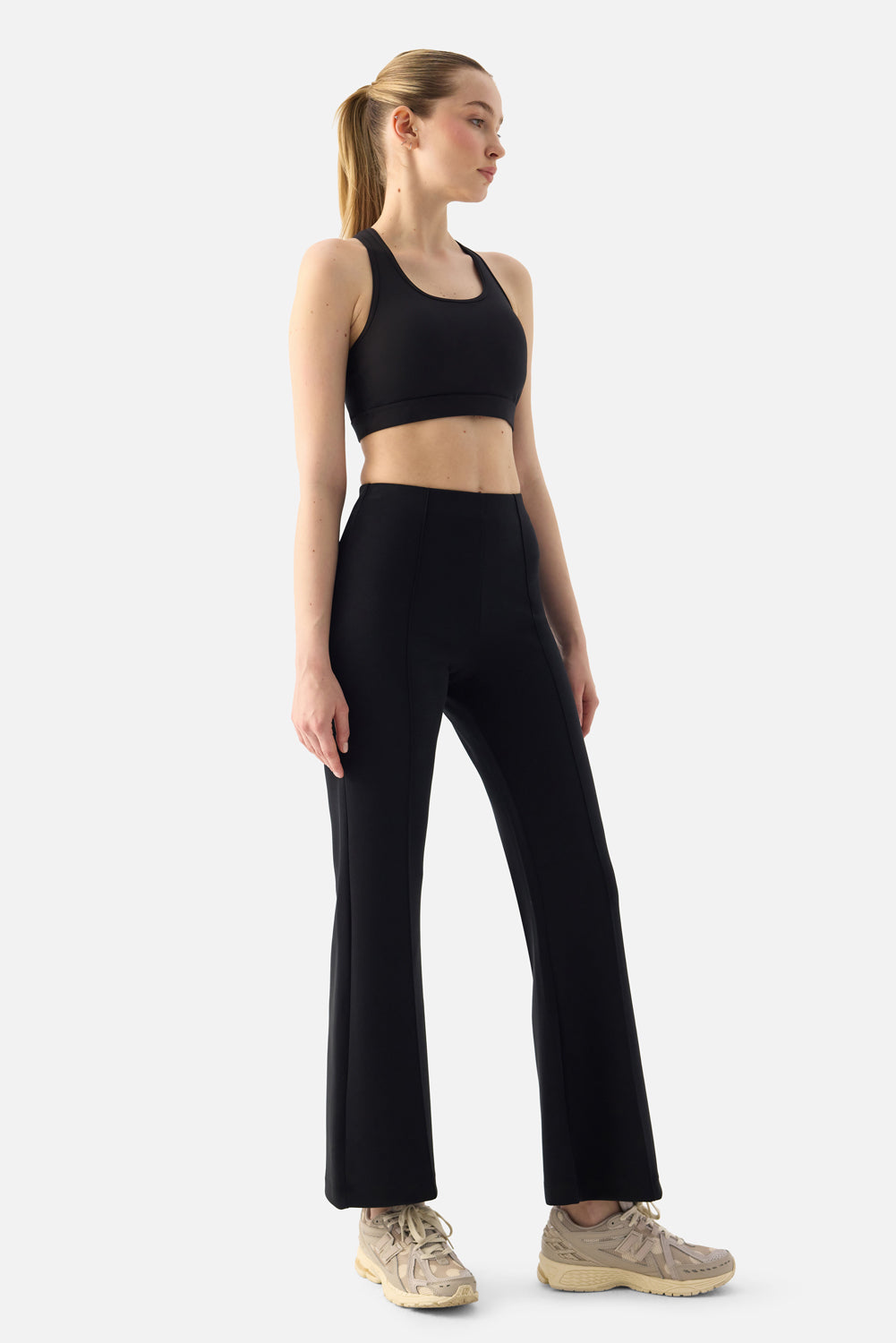 Mira Modal İspanyol Paça Siyah Pantolon