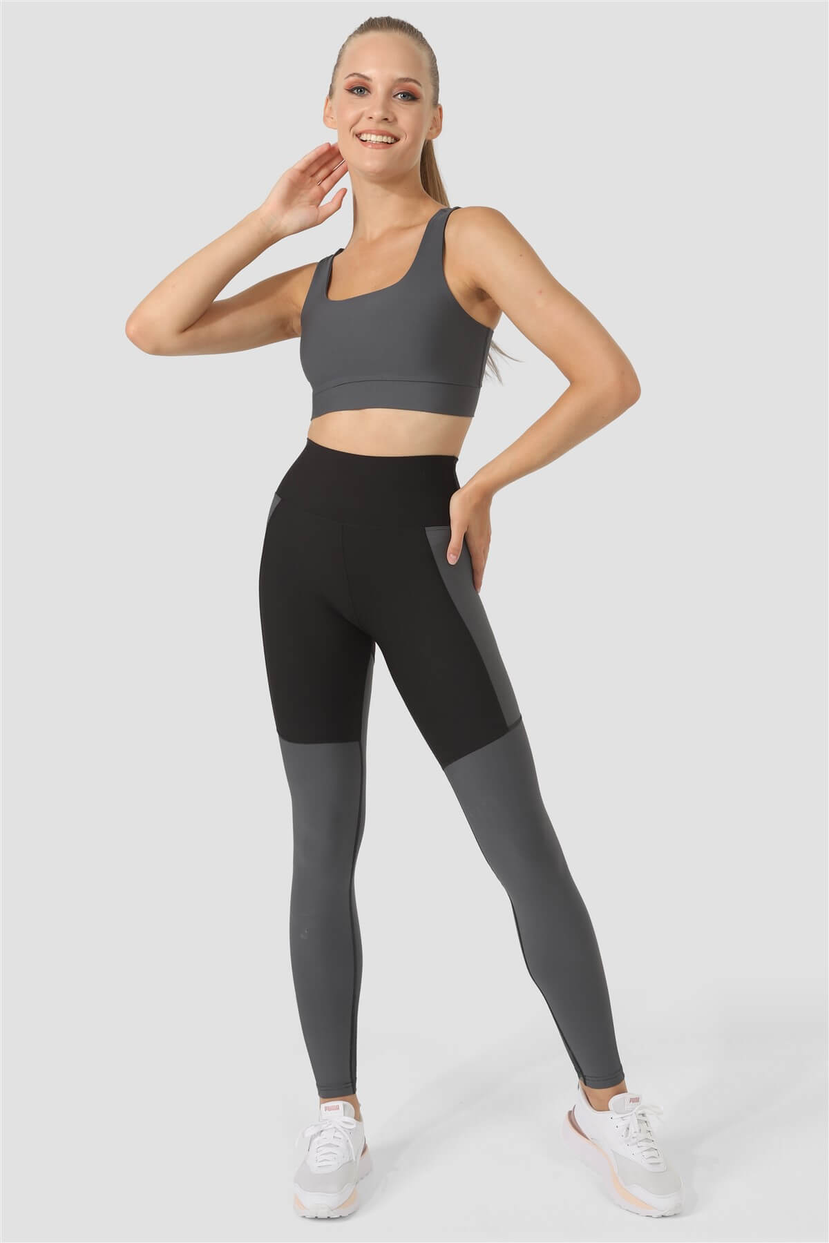 Square Neck Füme Spor Büstiyer