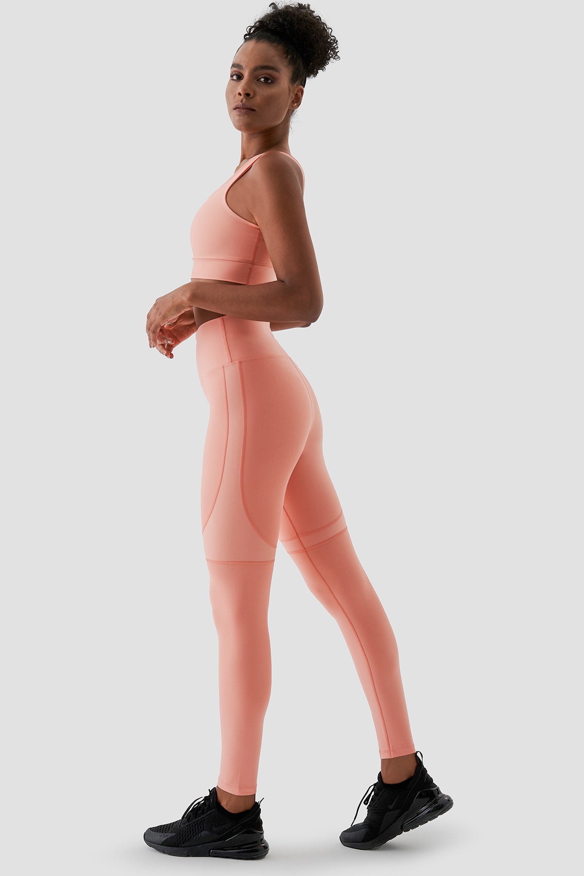 Yvonne Parlak Parça Detaylı Şeftali Spor Tayt