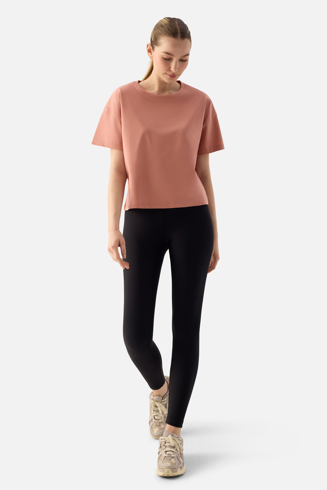 Noya Kısa Oversize Pudra Tişört